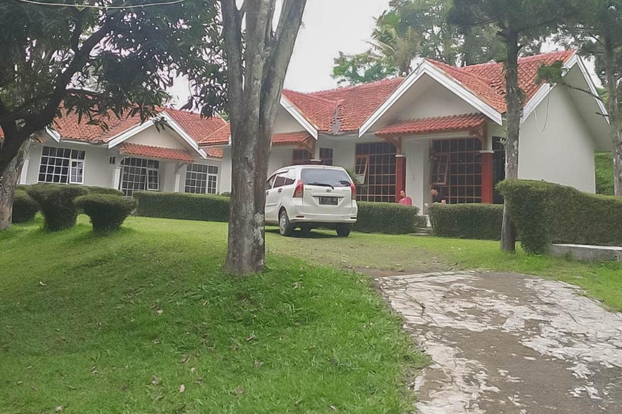Villa Getsemani Mitra Reddoorz Sangkanurip Exterior foto